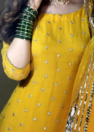 ISHQIYA YELLOW – FASHION TRENDS 4 U
